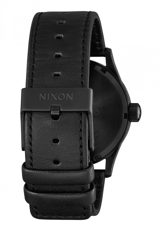 Nixon discount sentry mickey